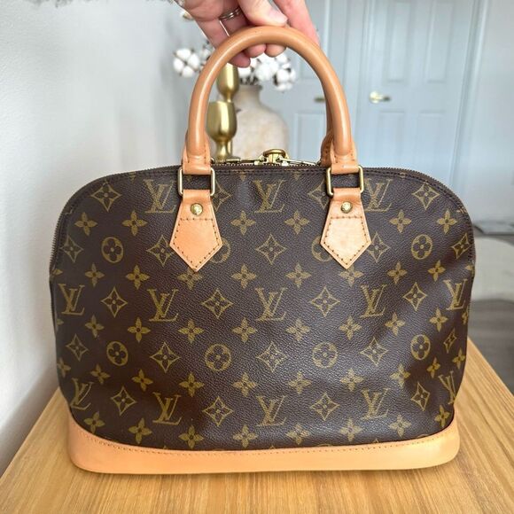 ✅AUTHENTIC✅LOUIS VUITTON ALMA PM - Picture 5 of 16